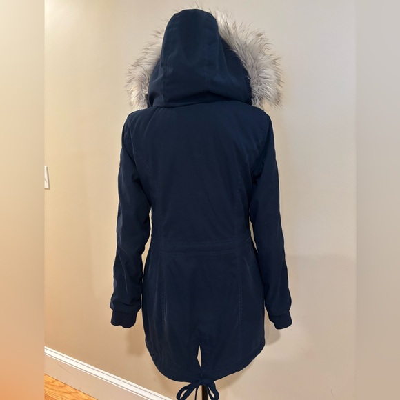 Vintage Hollister Jacket Fur Hood Trim Size Small - Picture 8 of 9